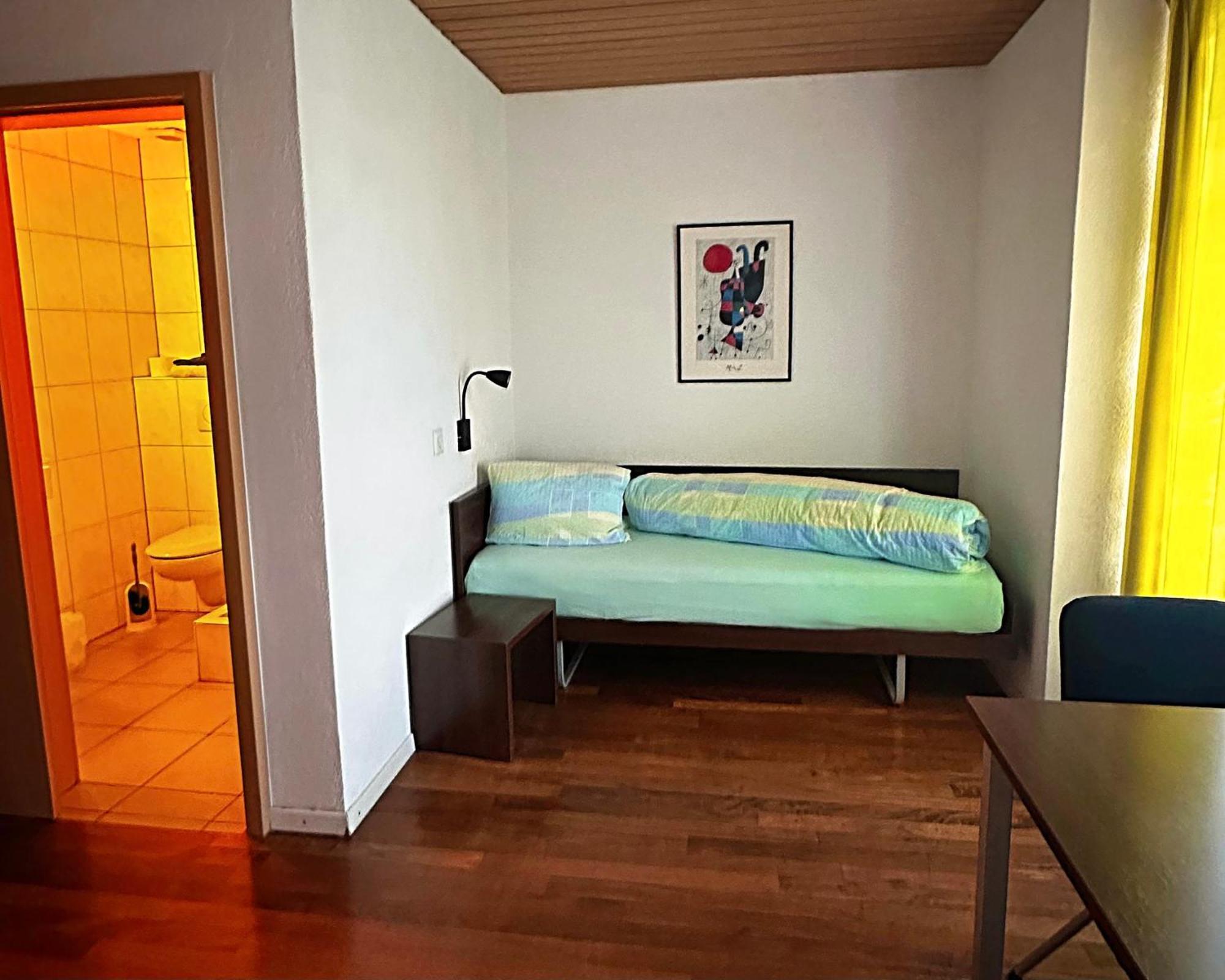 Hotel Loewen Monchaltorf Dış mekan fotoğraf