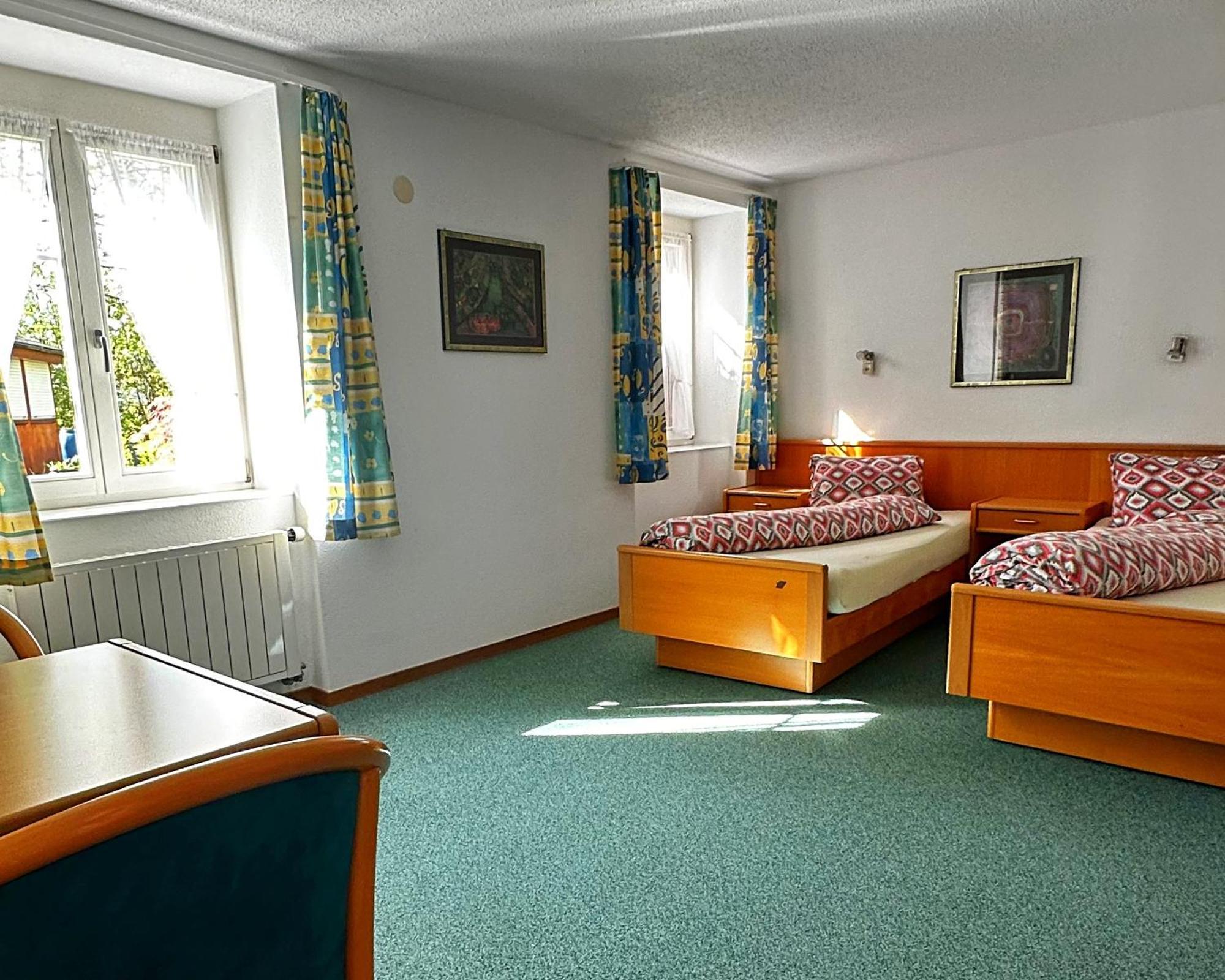 Hotel Loewen Monchaltorf Dış mekan fotoğraf